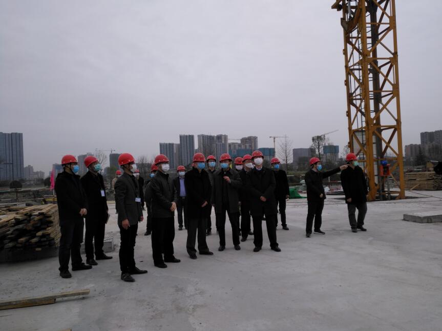 20203161623331796 CA88集团党委书记、董事长任丁率队 赴金牛宾馆查抄工程复工工作